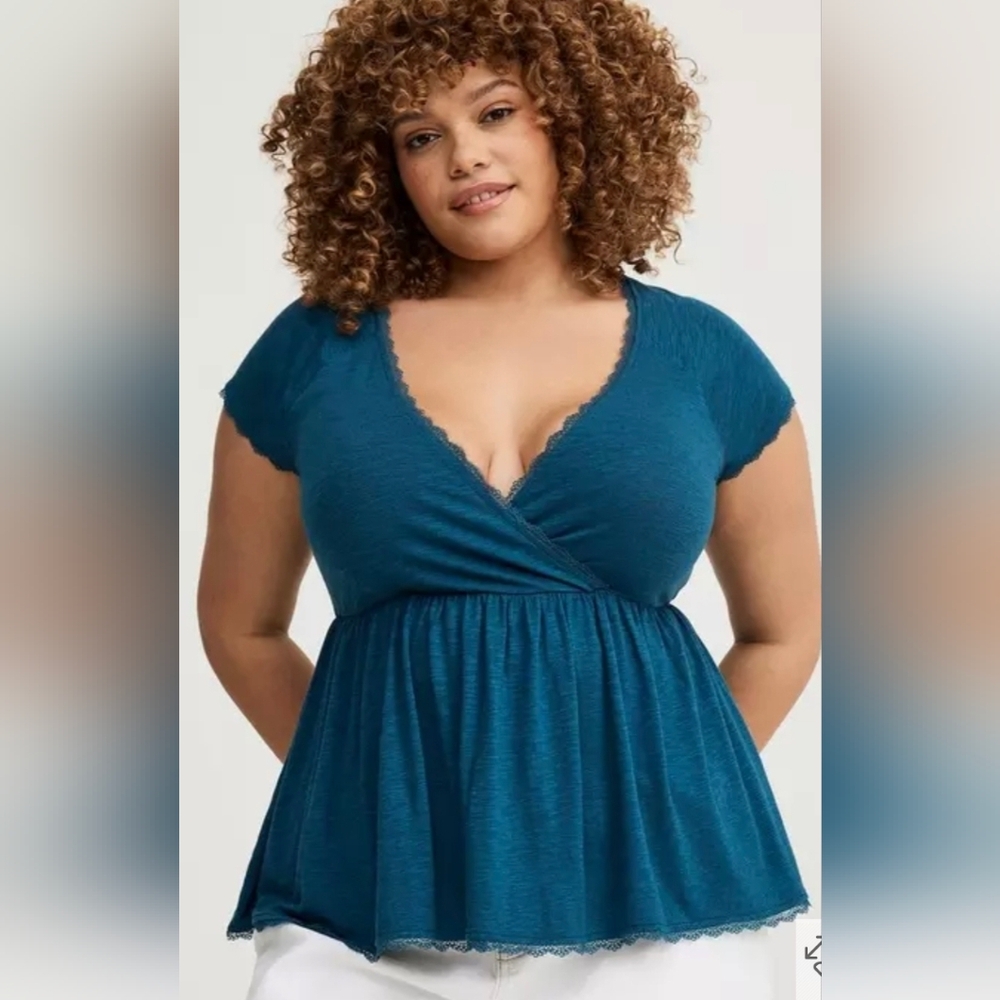*NEW* Torrid Babydoll Top